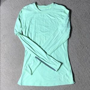 Lululemon long sleeve shirt